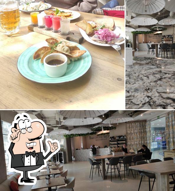 Посмотрите на внутренний интерьер "Кафе-бар НеТипичная Пельменная"