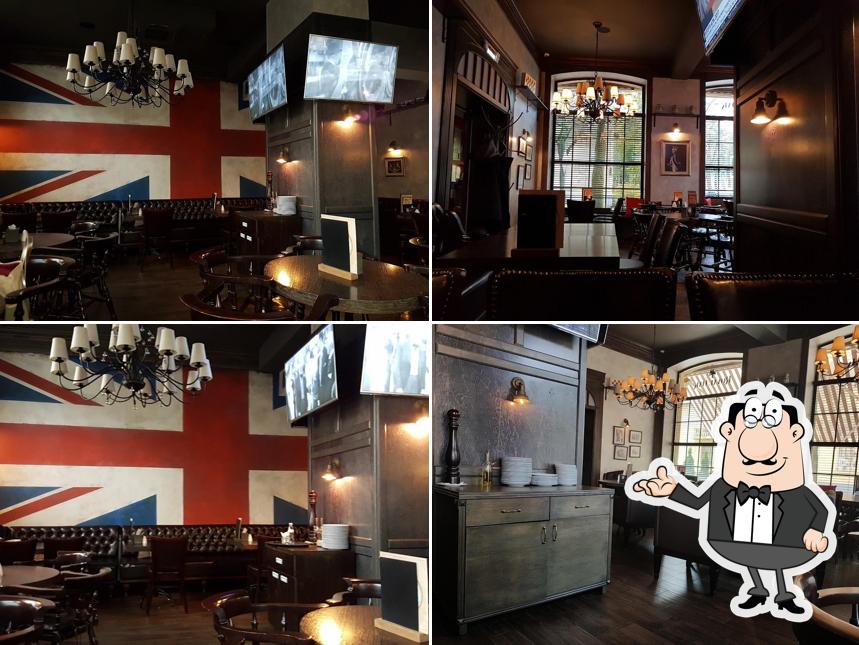 Royal Oak Pub