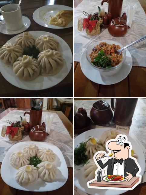 Еда в "Нани"