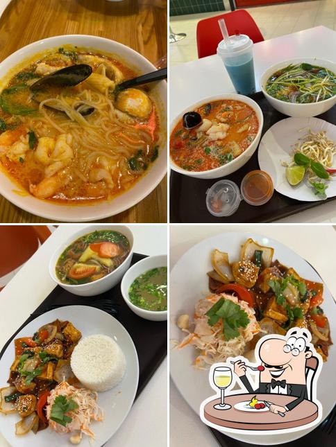 Блюда в "Pho Ngon"