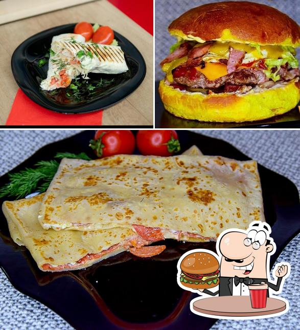 Гамбургеры из "ББШ Sun City, Янки Купалы, 130 ТЦ" Янки Купалы 130"" придутся по вкусу любому гурману