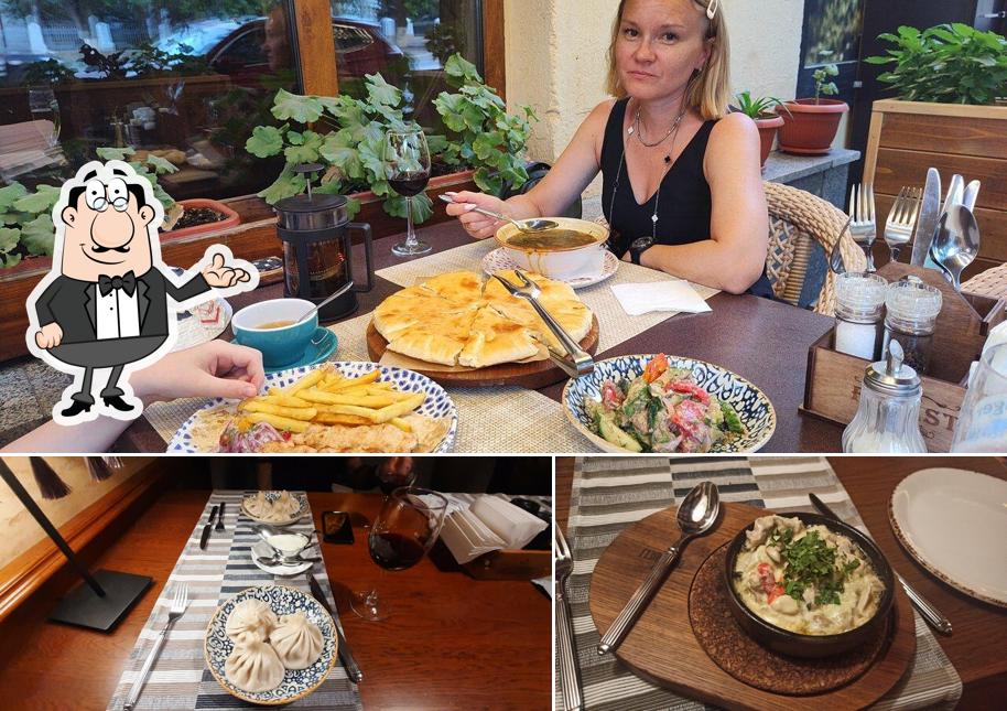 Посмотрите на внутренний интерьер "Руставели"