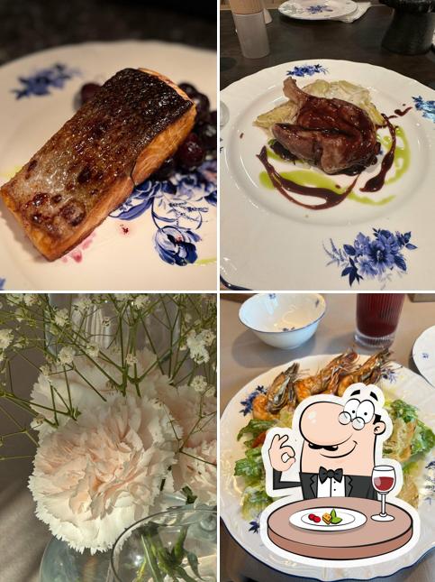 Блюда в "Mosca"