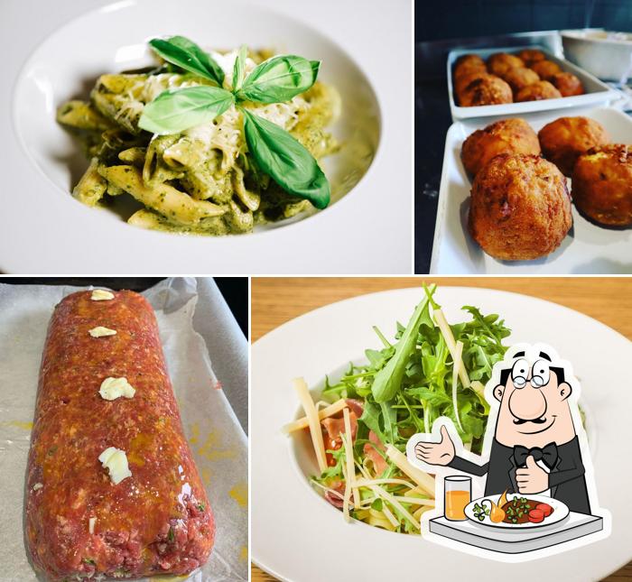 Еда в "La Prima Pizzeria Margherita"