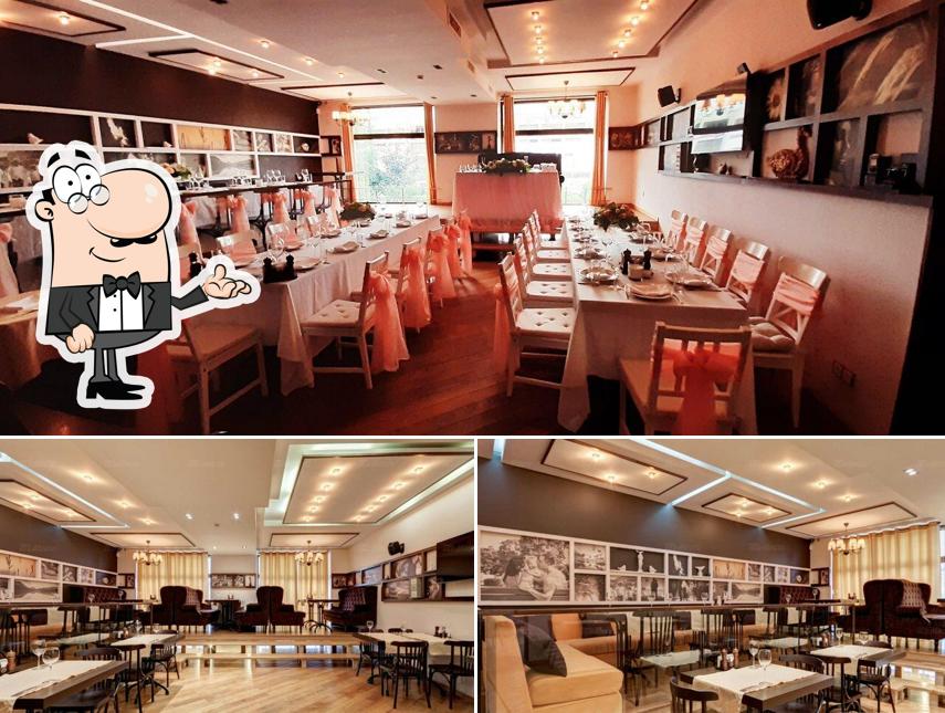 Посмотрите на внутренний интерьер "Сытой Утки"