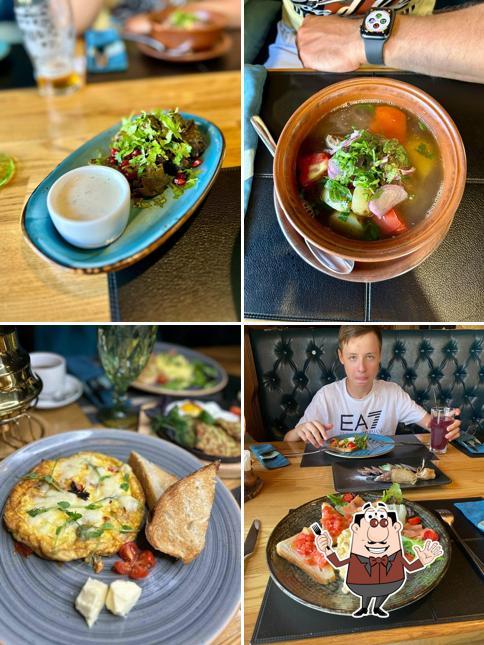 Еда в "Кафе Мимино"