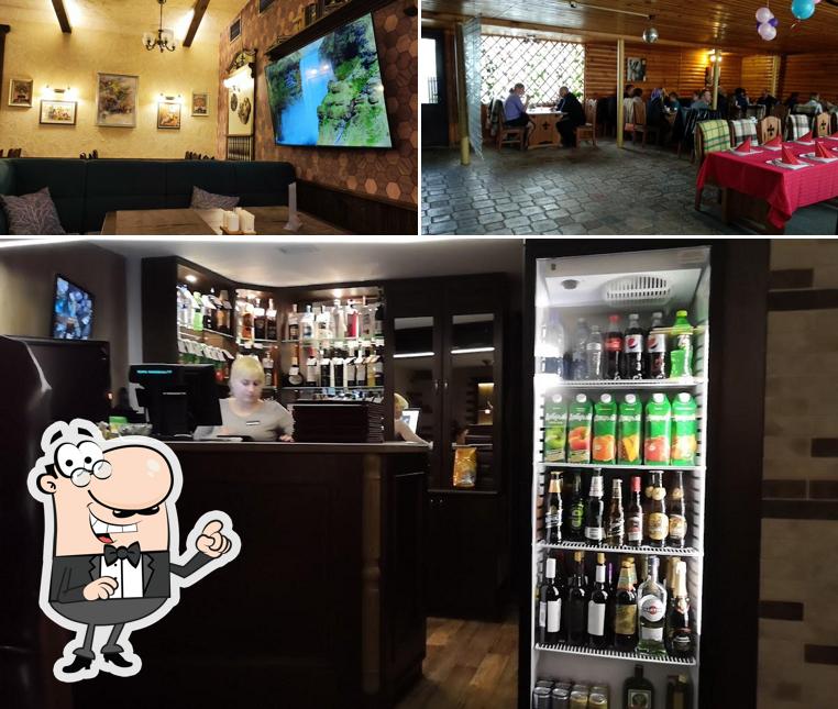 Забронируйте столик в "Уюте"