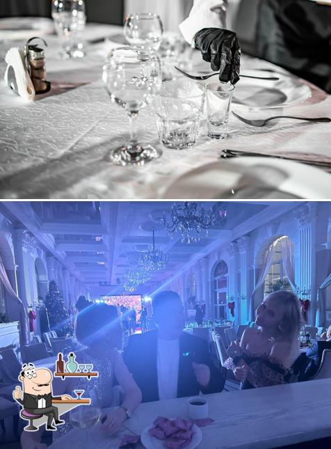 Забронируйте столик в "Смак кейтеринг"