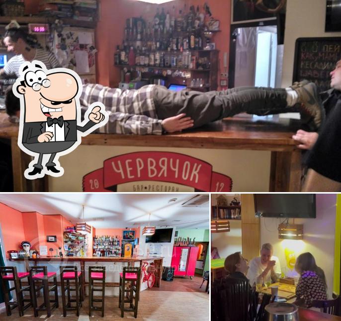 Посмотрите на внутренний интерьер "Червячка"