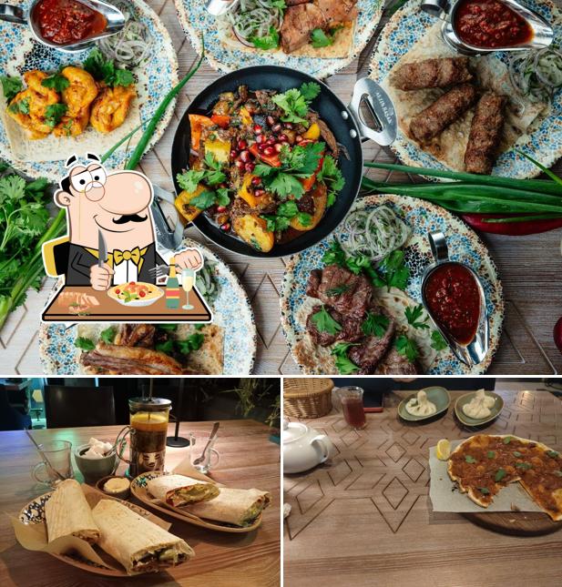 Еда в "Кинза"