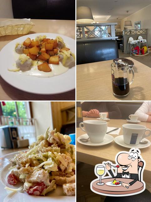 Еда в "5-м Подъезде"