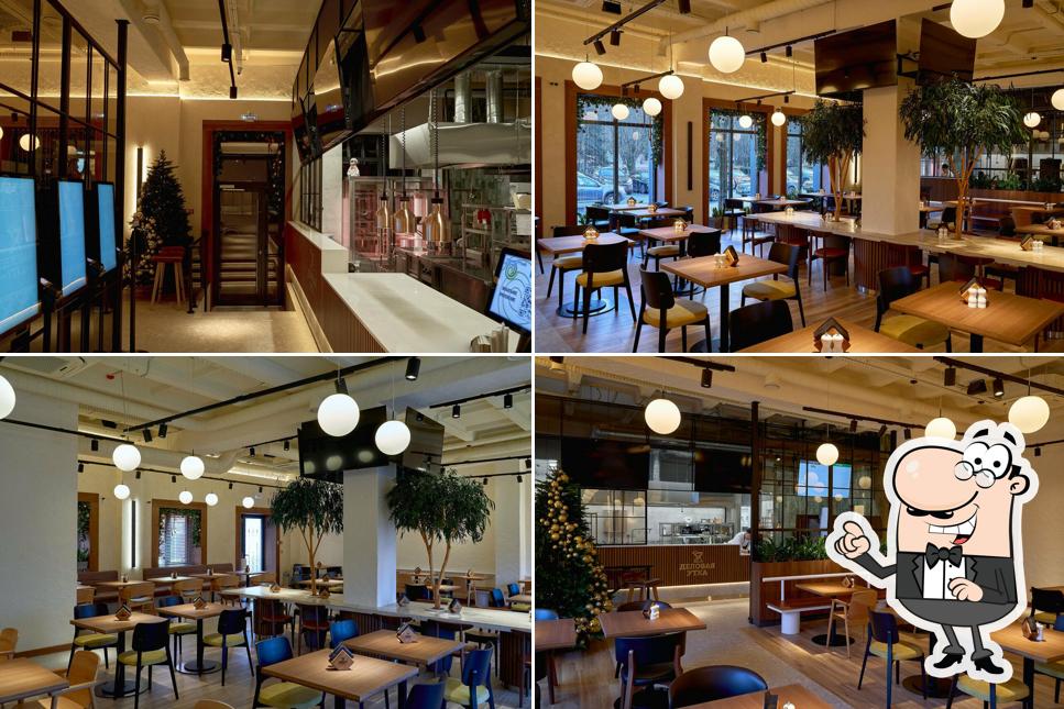 Посмотрите на внутренний интерьер "Delovaya Utka"