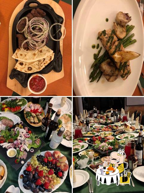 Блюда в "Ресторане "Александровском""