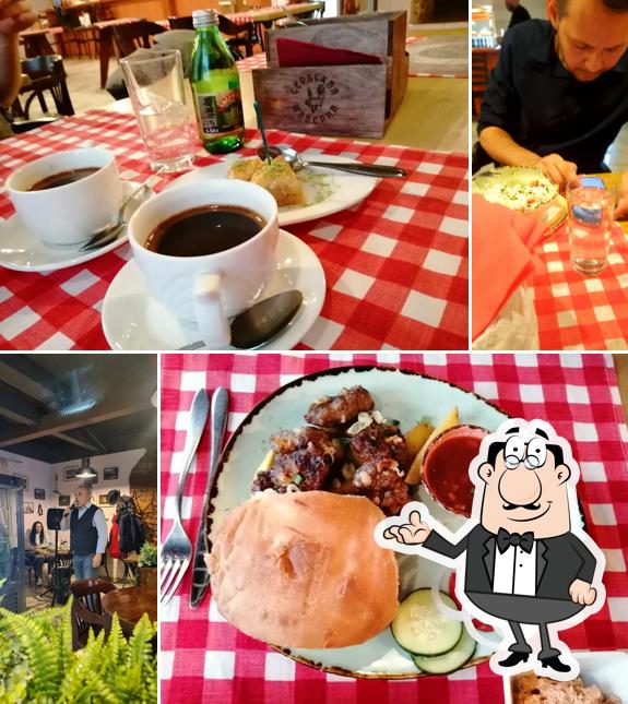 Посмотрите на внутренний интерьер "Сербской Таверны"