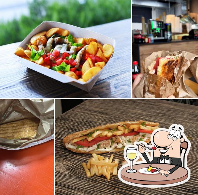 Еда в "Закусочной КАРМАН"