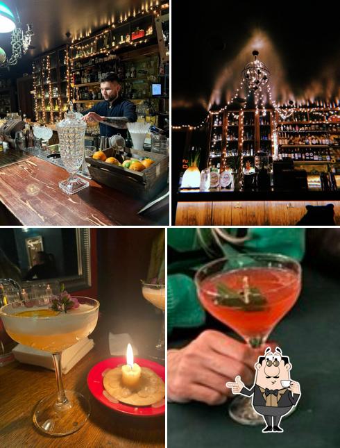 Загляните попробовать различные напитки, представленные в "Ботаник Бар-гербарий"