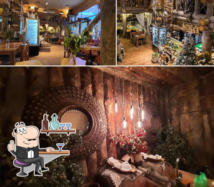 Посмотрите на внутренний интерьер "Бараша-Лаваша"