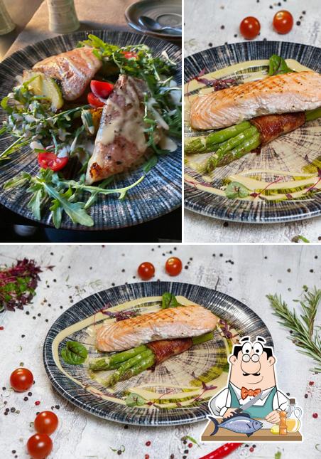 Лосось гриль в "Salvador"