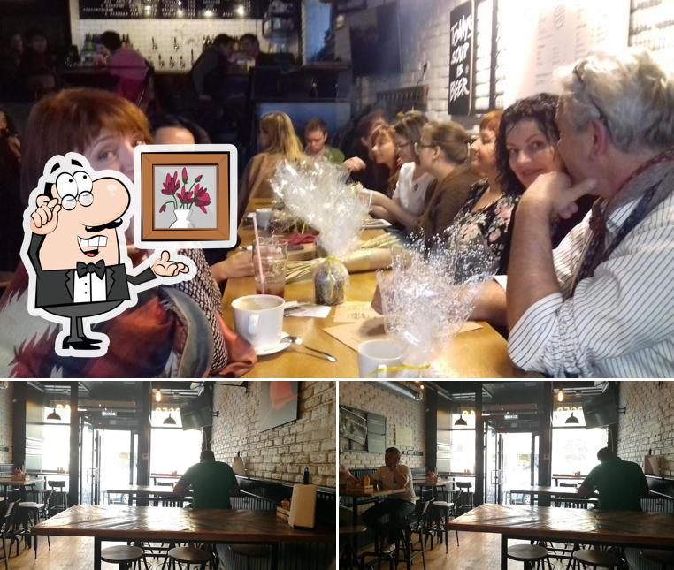 Интерьер "Бургера Бар Как Мы Любим"