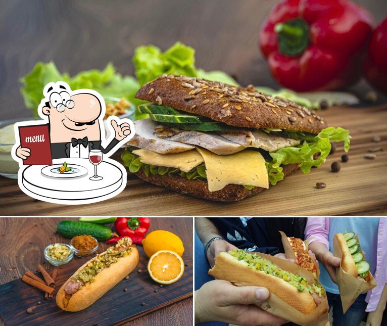 Блюда в "Тостер фудтрак"