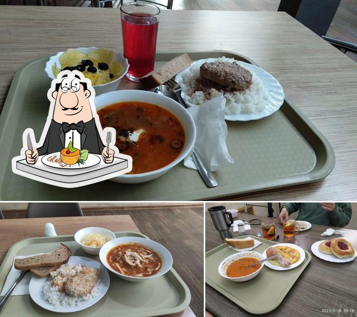 Еда и внутреннее оформление - все это можно увидеть на этой фотографии из Раздолье