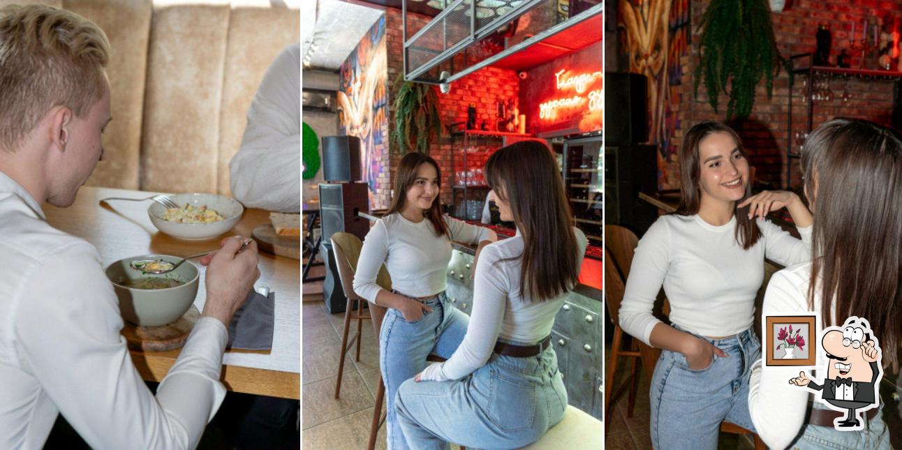 Посмотрите на внутренний интерьер "Tolstoy"