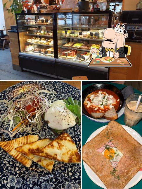 Еда в "Кофе Баре Бонче"