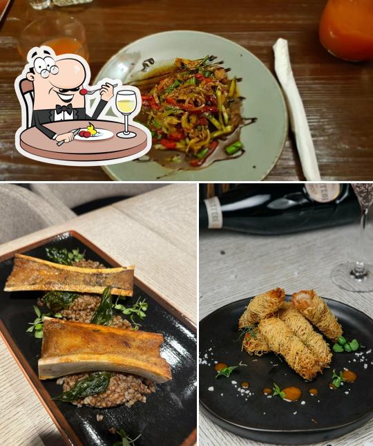 Еда в "Мустанге"