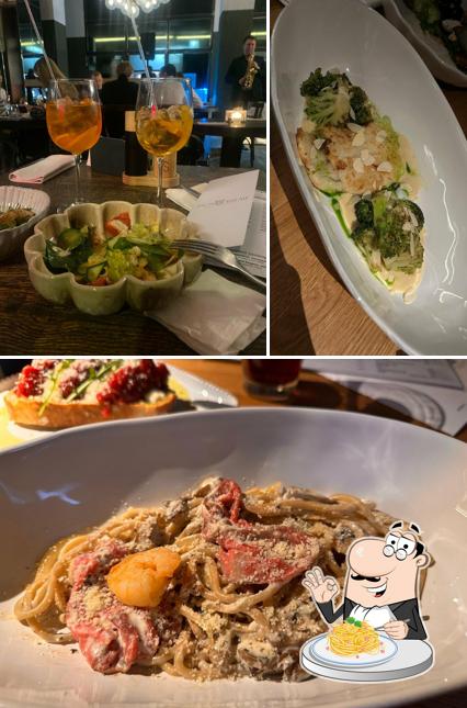 Паста карбонара в "Пуси Лебеди"