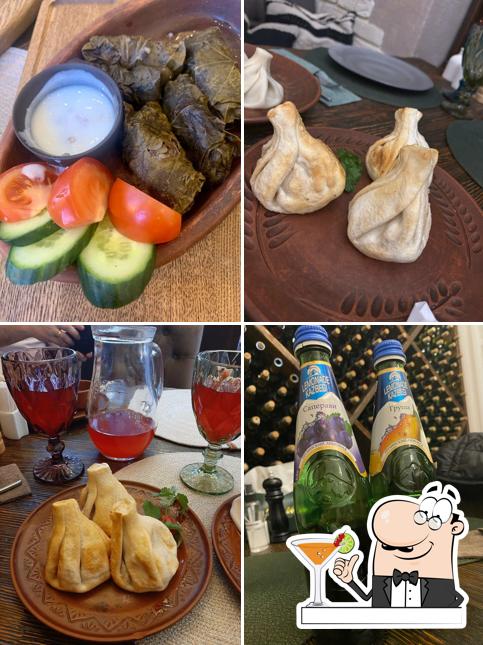 В Сациви есть напитки, еда и многое другое