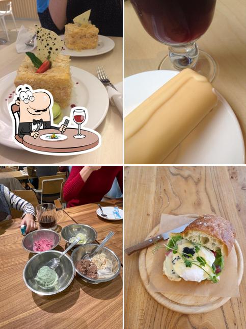 Блюда в "Кафе Чистая линия"