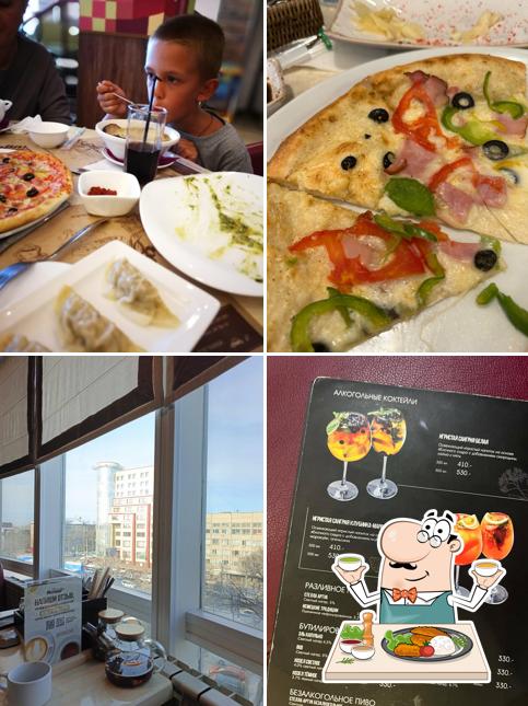 Это фото, где изображены еда и напитки в Синьор Помидор