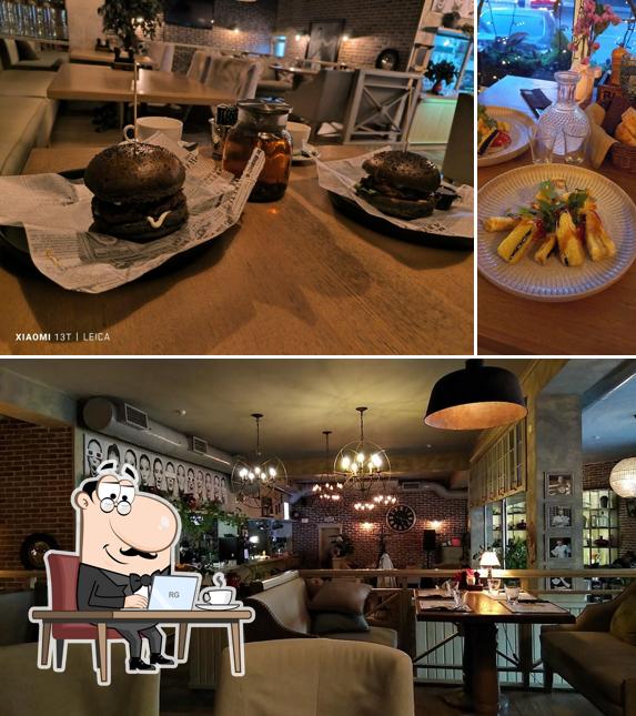 Посмотрите на внутренний интерьер "Блэкберри"