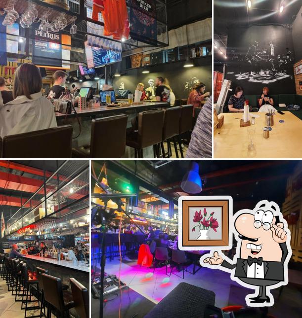 Посмотрите на внутренний интерьер "Бара КАПИТАЛ"