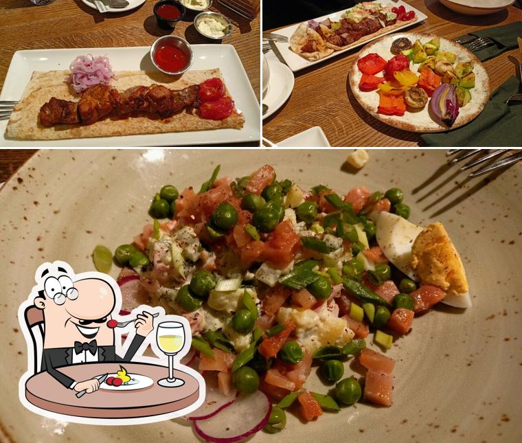 Блюда в "Будвайсе Бар"