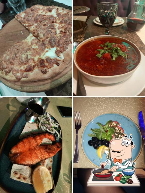 Курица с соусом карри в "Хижине"