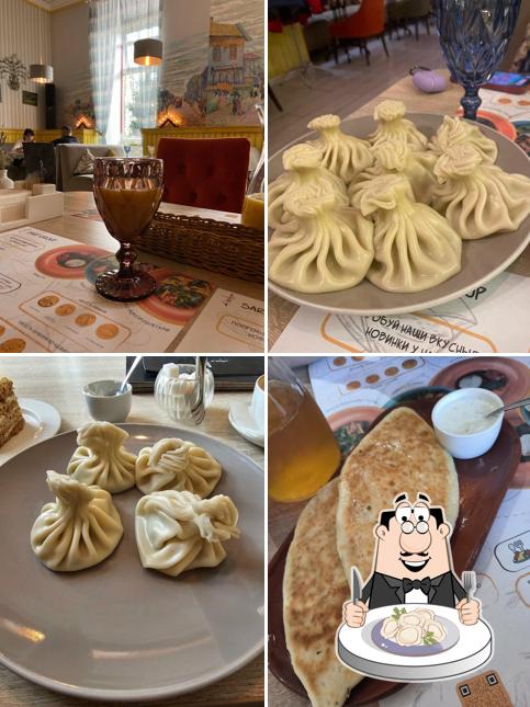 Вареники в "Хинкали И Хачапури"