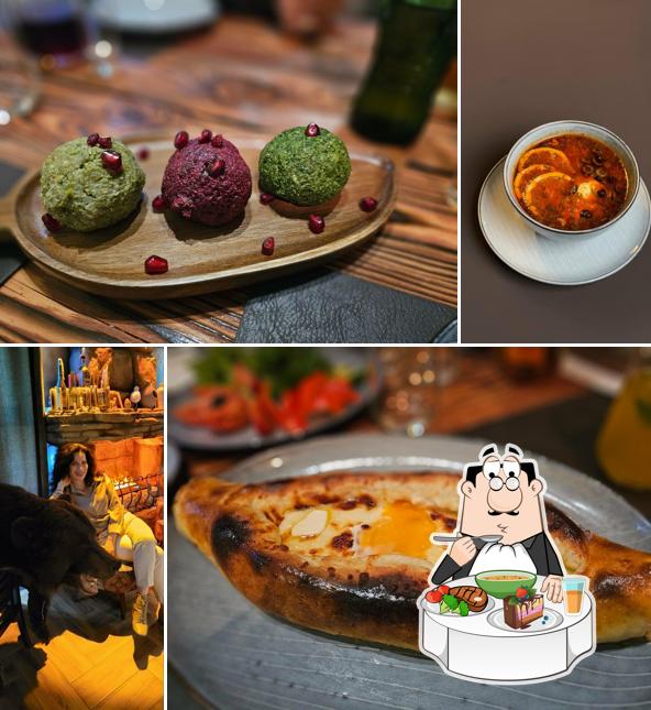 Китайский кисло-острый суп в "Тавберия"