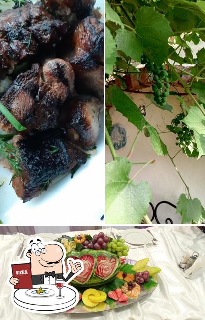 Еда в "Волге"