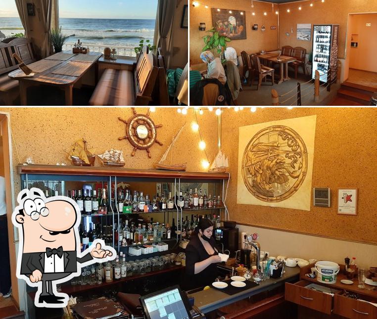 Посмотрите на внутренний интерьер "Дома рыбака"