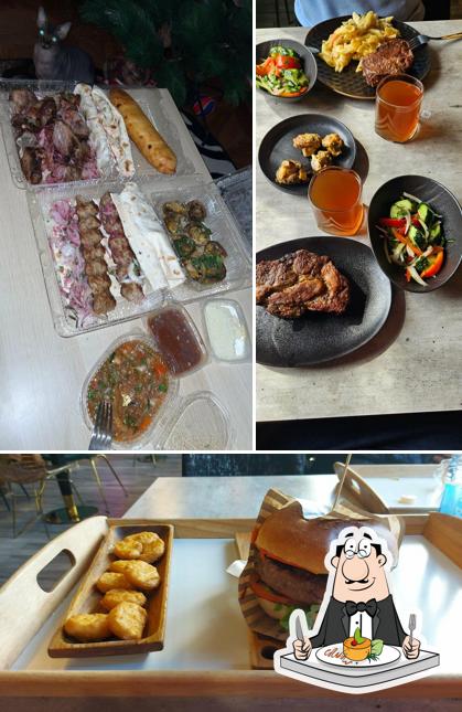 Еда в "Мяс хаус"