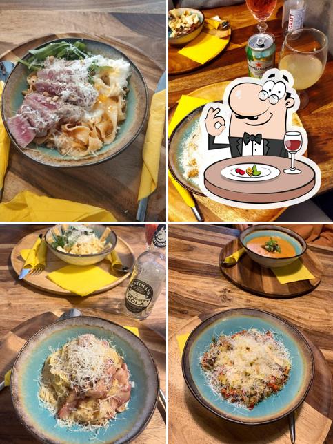 Еда в "Пасте Фреска"