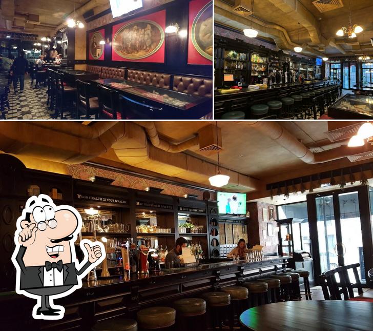 Интерьер "Mandy's Apothecary"