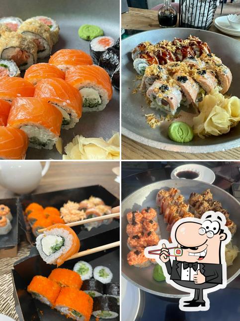 Суши - это известное блюдо из Японии