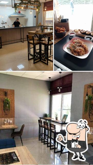 Посмотрите на внутренний интерьер "Тайгер ФУД"