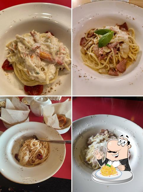 Паста карбонара в "ЛапшаРисе"