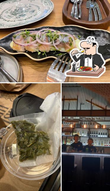 Еда в "Food hall Green House"