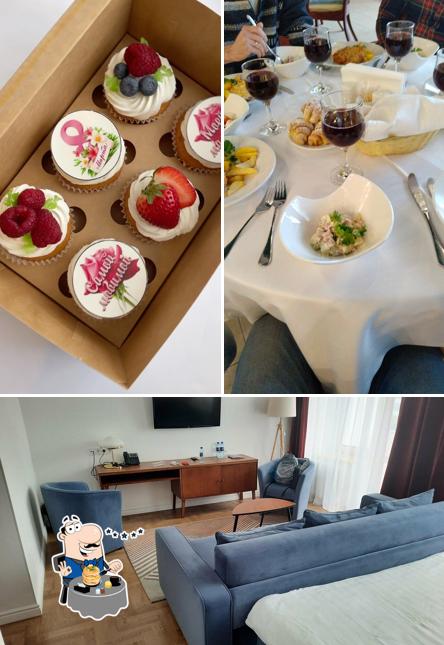 Изображение, на котором видны еда и внутреннее оформление в Николаевский