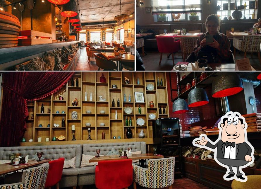 Посмотрите на внутренний интерьер "Барашков"