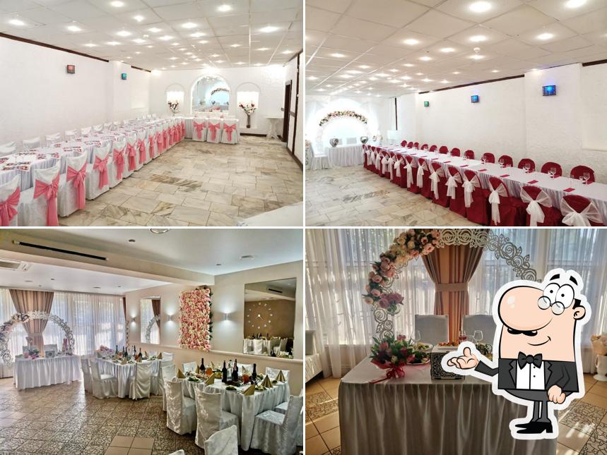 Посмотрите на внутренний интерьер "Ратуша"